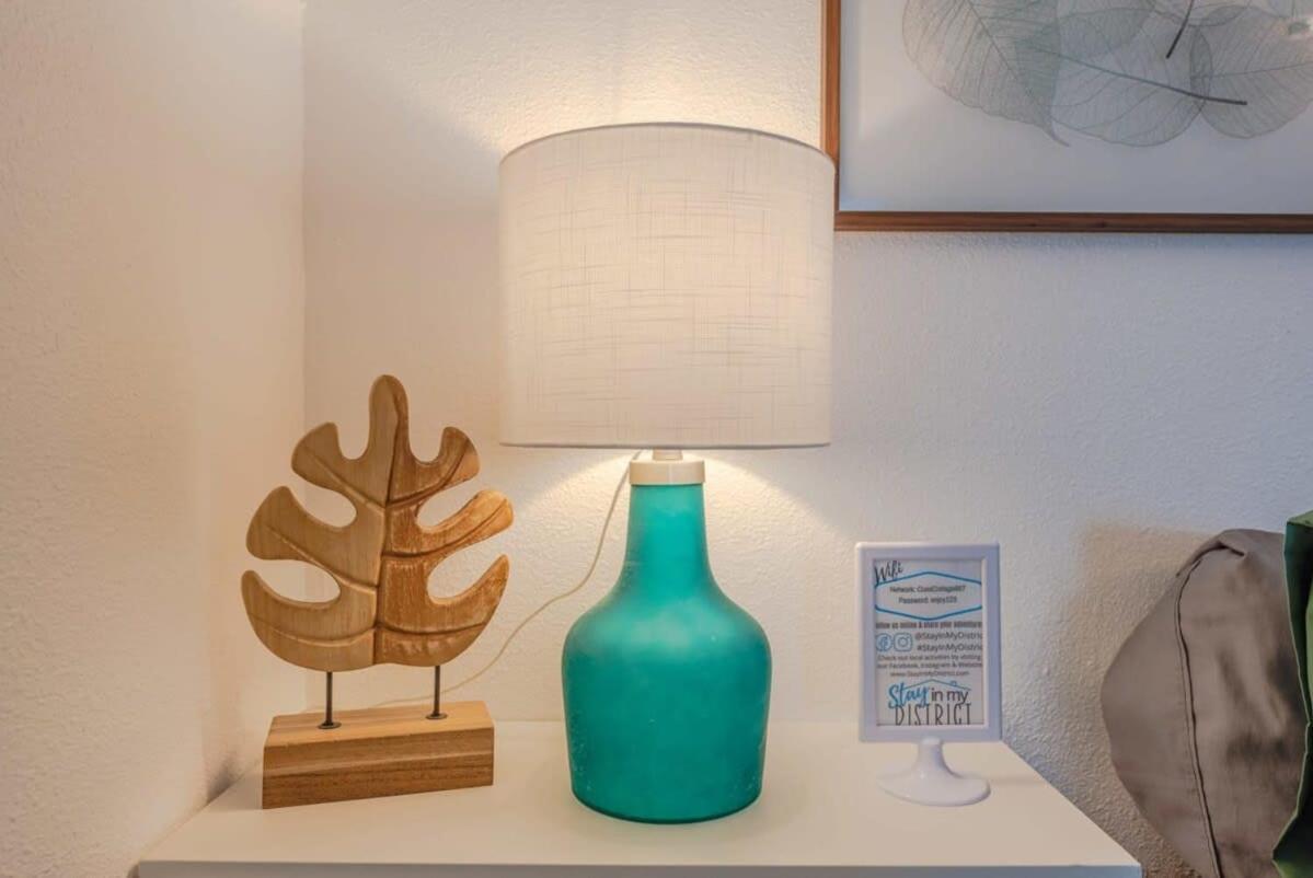#Stayinmydistrict Coos Bay Cypress Cottage エクステリア 写真